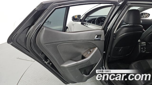 Kia K5 2014 — photo 15