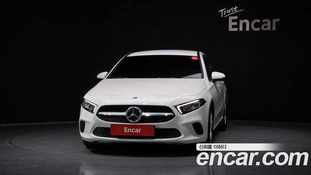 Mercedes-Benz A-Class 2020 — photo 3