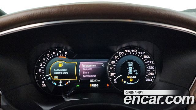Lincoln MKC 2018 — photo 8