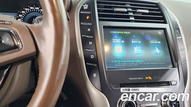 Lincoln MKC 2018 — photo 9