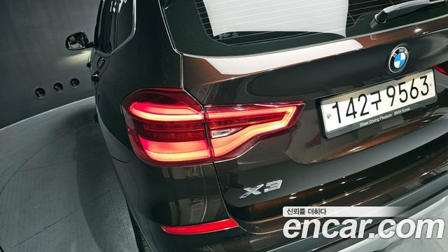 BMW X3 2020 — photo 9