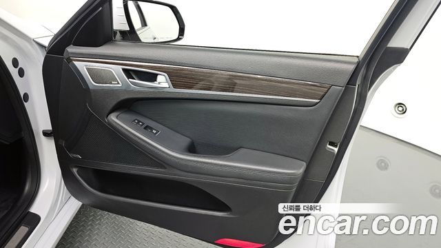 Genesis G80 2017 — photo 14