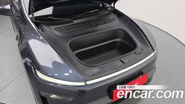 Tesla Model Y 2025 — photo 6