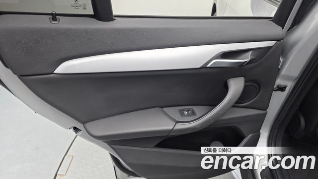 BMW X1 2018 — photo 15