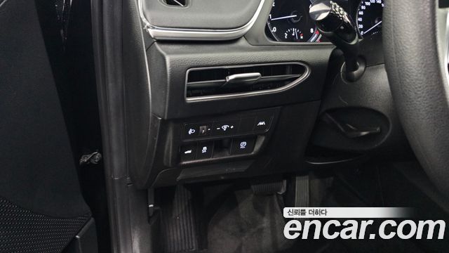 Hyundai Sonata 2023 — photo 25