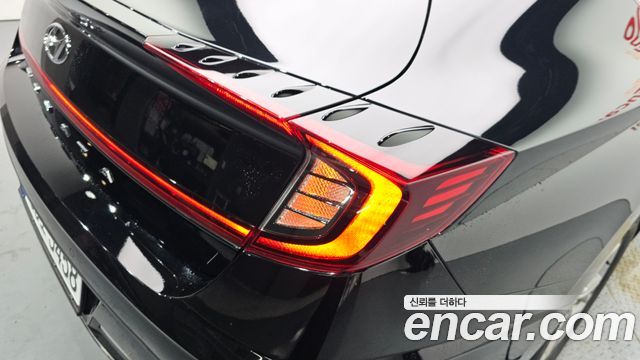 Hyundai Sonata 2023 — photo 9