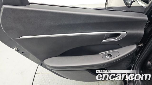 Hyundai Sonata 2023 — photo 15