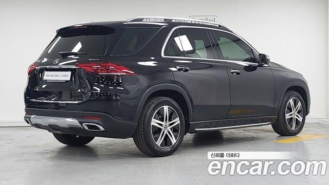 Mercedes-Benz GLE-Class 2020 — photo 2