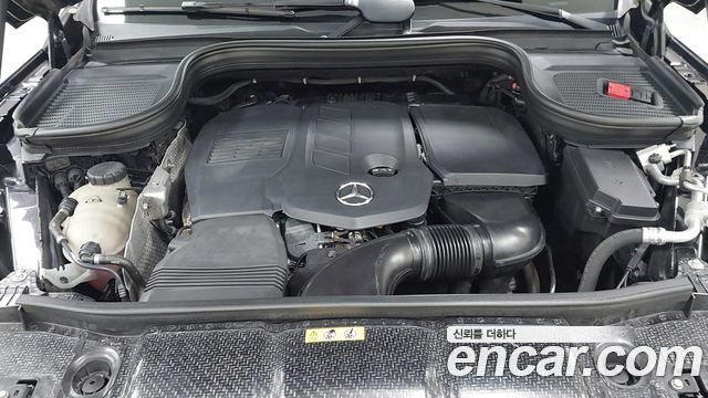 Mercedes-Benz GLE-Class 2020 — photo 6