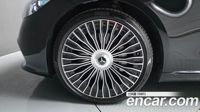 Mercedes-Benz S-Class 2023 — photo 5