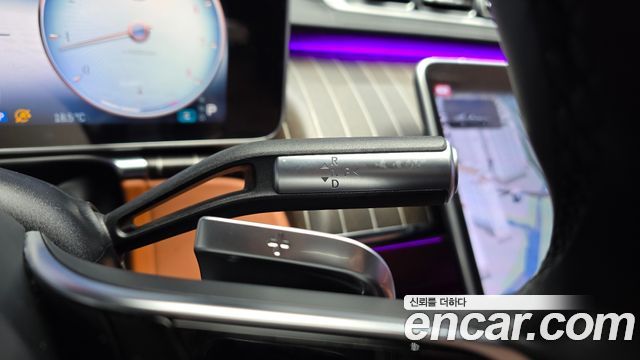 Mercedes-Benz S-Class 2023 — photo 12