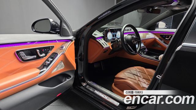 Mercedes-Benz S-Class 2023 — photo 13