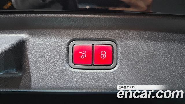 Mercedes-Benz S-Class 2023 — photo 26