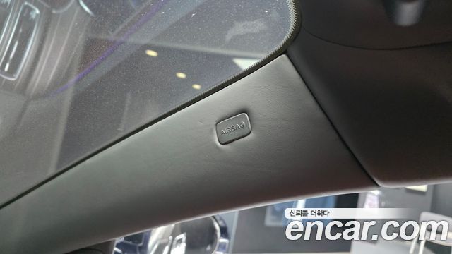 Mercedes-Benz S-Class 2023 — photo 28