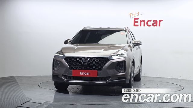 Hyundai Santafe 2019 — photo 3