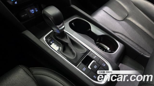 Hyundai Santafe 2019 — photo 12