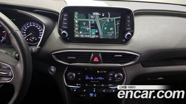Hyundai Santafe 2019 — photo 20