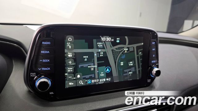 Hyundai Santafe 2019 — photo 21