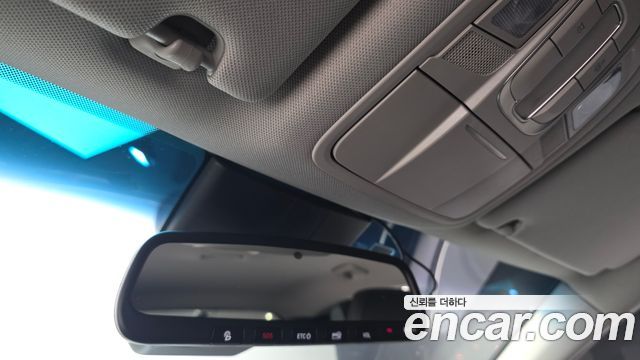 Hyundai Santafe 2019 — photo 24