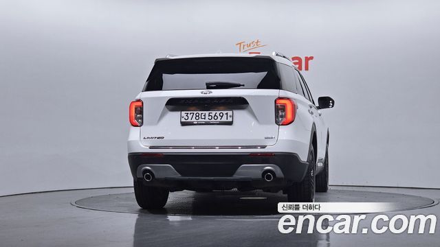 Ford Explorer 2020 — photo 4