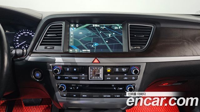 Genesis G80 2018 — photo 13