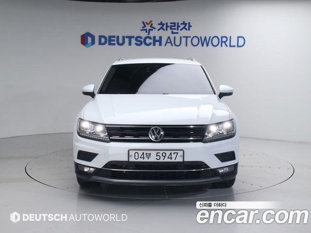 Volkswagen Tiguan 2018 — photo 3