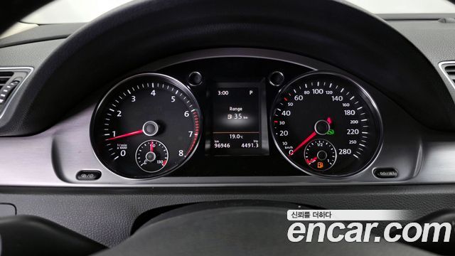 Volkswagen CC 2015 — photo 8