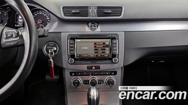 Volkswagen CC 2015 — photo 14