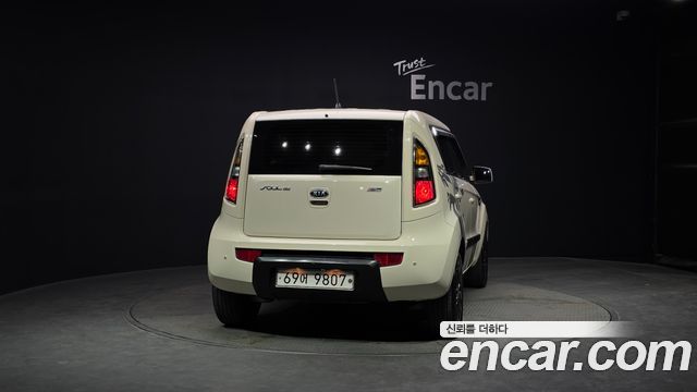 Kia Soul 2011 — photo 4