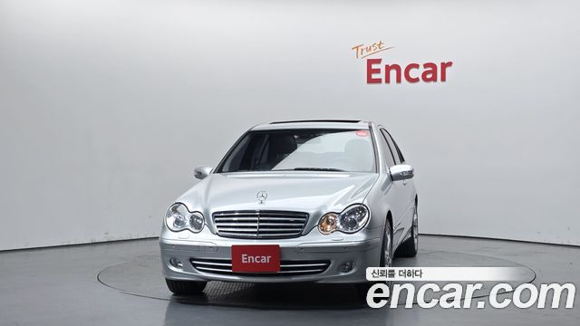 Mercedes-Benz C-Class 2007 — photo 3