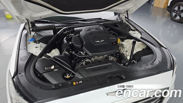 Genesis G80 2017 — photo 6