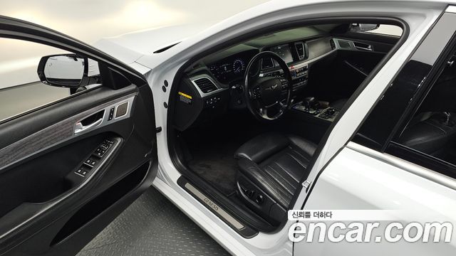 Genesis G80 2017 — photo 13