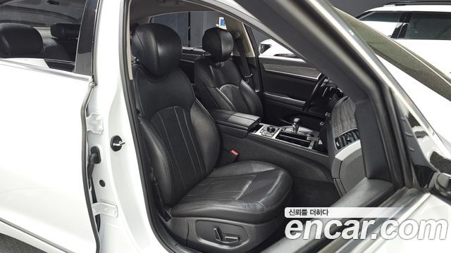 Genesis G80 2017 — photo 17