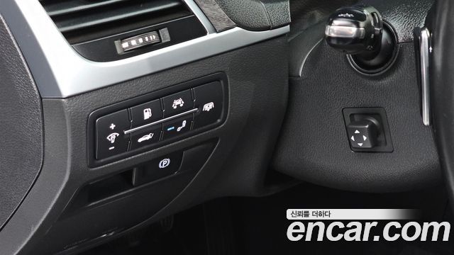 Genesis G80 2017 — photo 20
