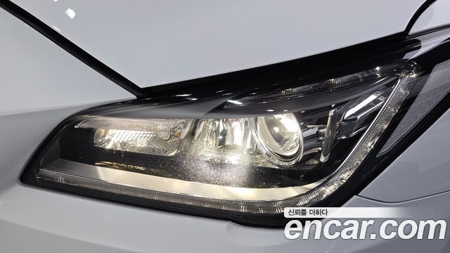 Genesis G80 2017 — photo 8