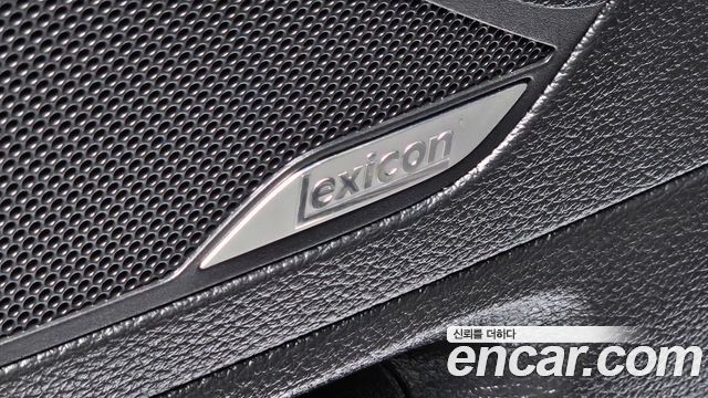Genesis G80 2017 — photo 29