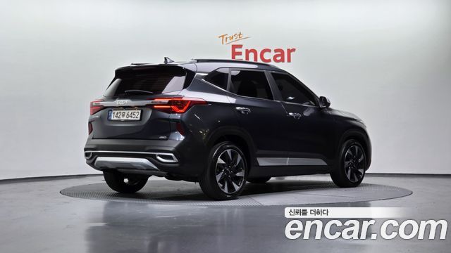 Kia Seltos 2023 — photo 2