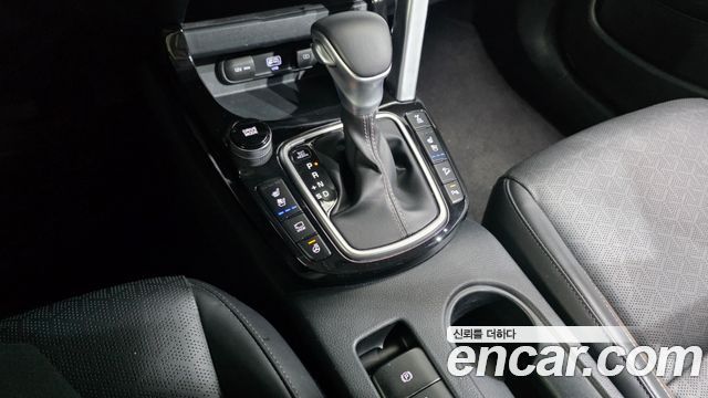 Kia Seltos 2023 — photo 12