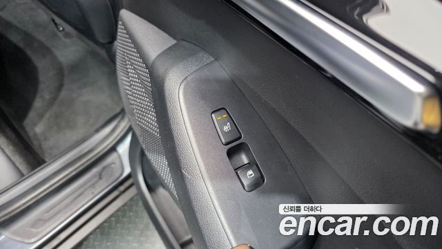 Kia Seltos 2023 — photo 25