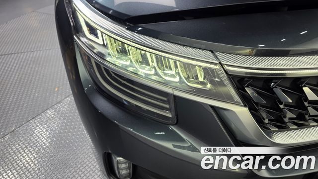 Kia Seltos 2023 — photo 8