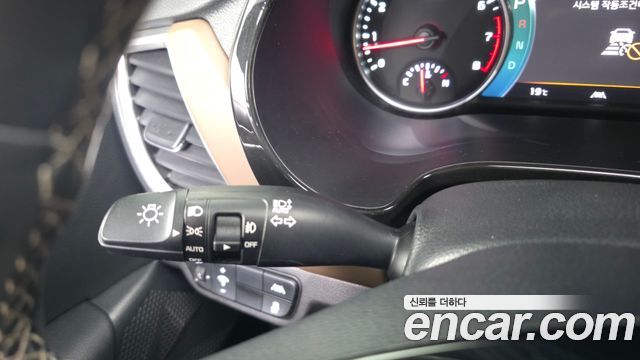 Kia Seltos 2023 — photo 31