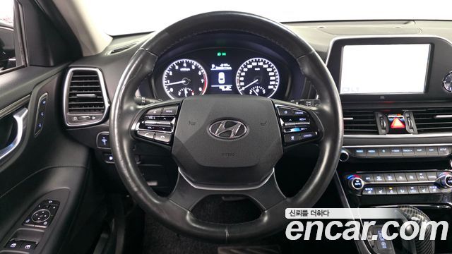 Hyundai Grandeur 2018 — photo 12