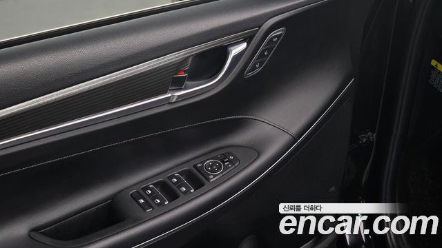 Hyundai Grandeur 2018 — photo 16