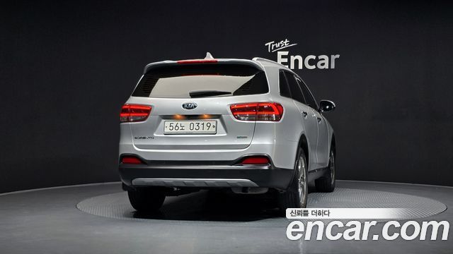 Kia Sorento 2017 — photo 4