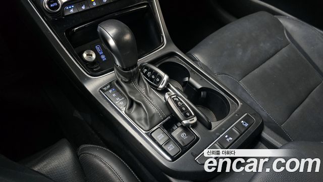 Hyundai Grandeur 2017 — photo 9