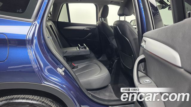 BMW X1 2018 — photo 12