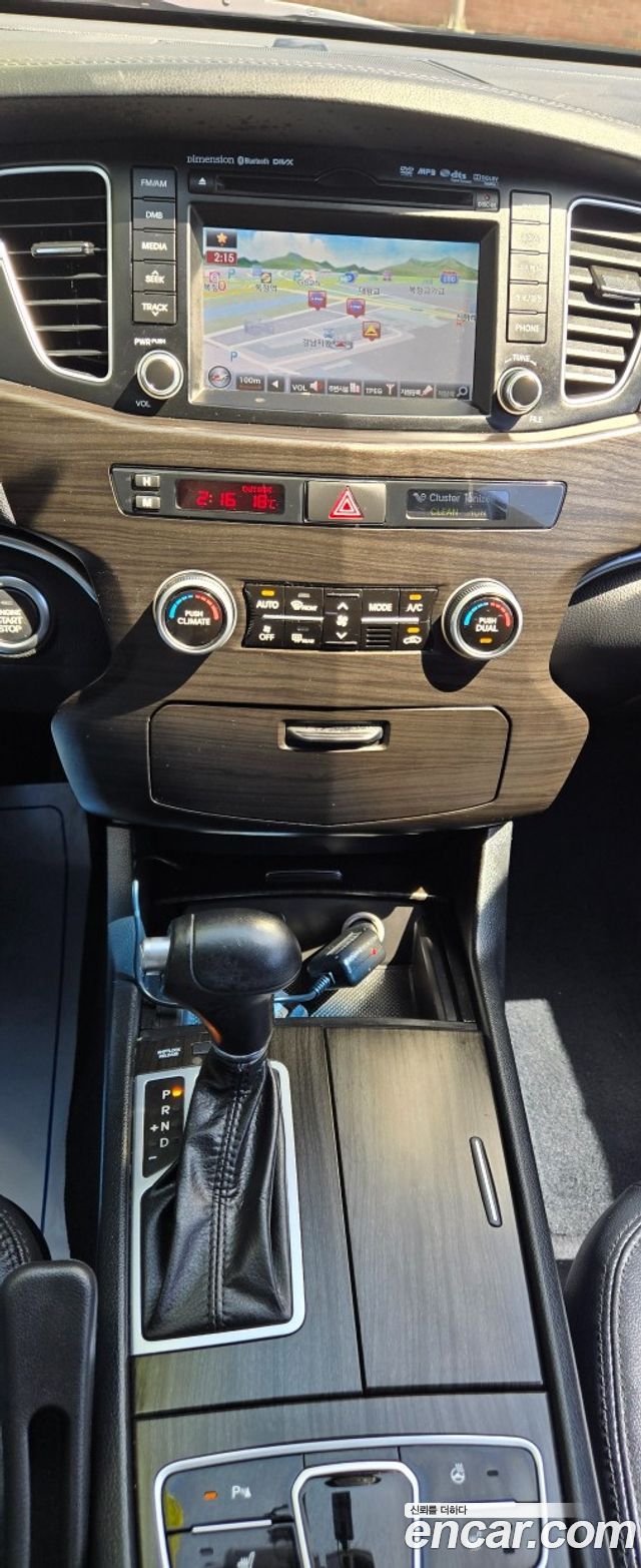 Kia K7 2012 — photo 9