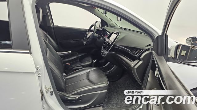Chevrolet Korea Spark 2016 — photo 11