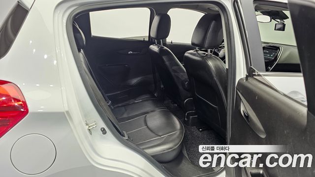 Chevrolet Korea Spark 2016 — photo 12