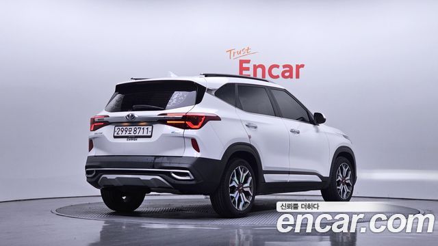Kia Seltos 2020 — photo 2